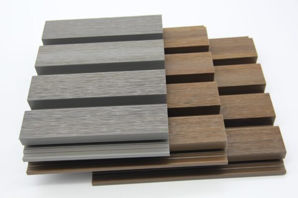 PE co-extruded slatted cladding sheet